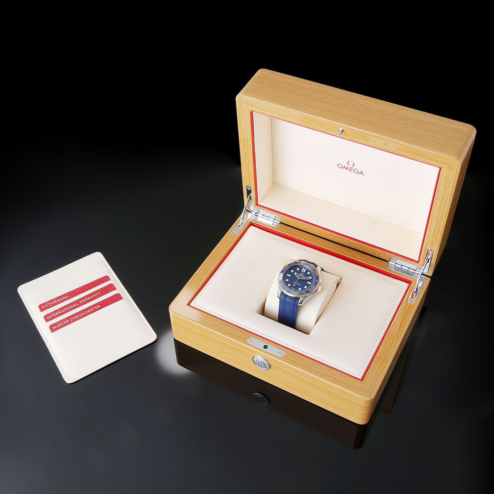 오메가 씨마스터 다이버300 콤비