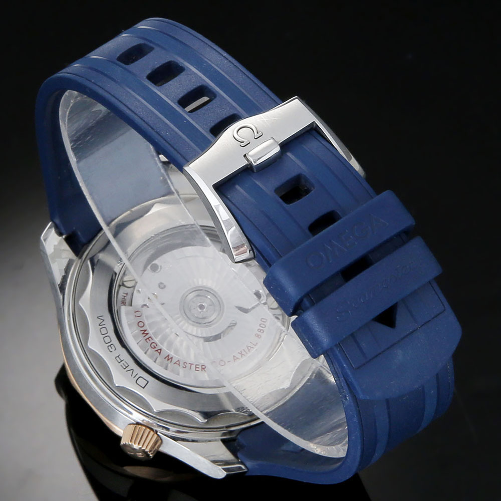 오메가 씨마스터 다이버300 콤비 상세 이미지