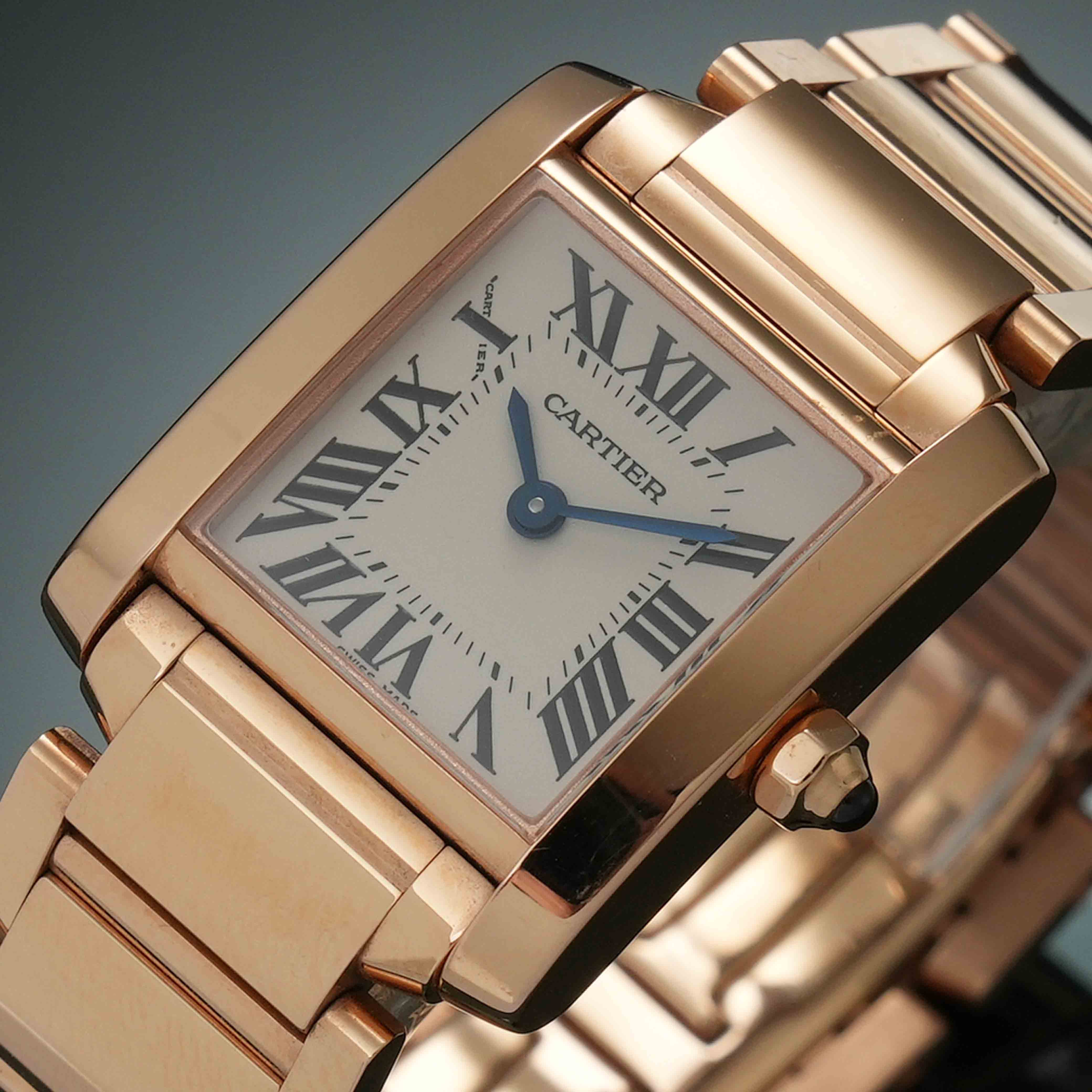 까르띠에 탱크 프랑세즈 스몰 골드 상세 이미지