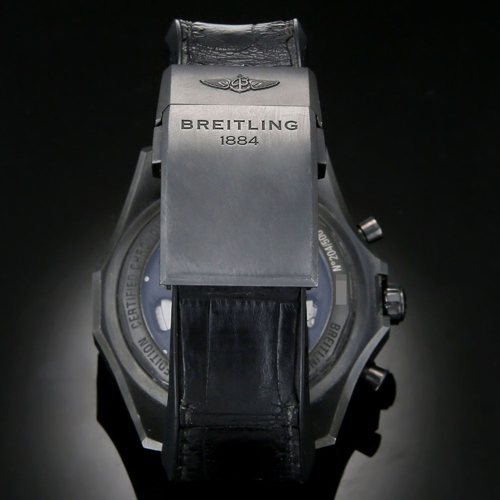 브라이틀링 네비타이머 크로노 상세 이미지