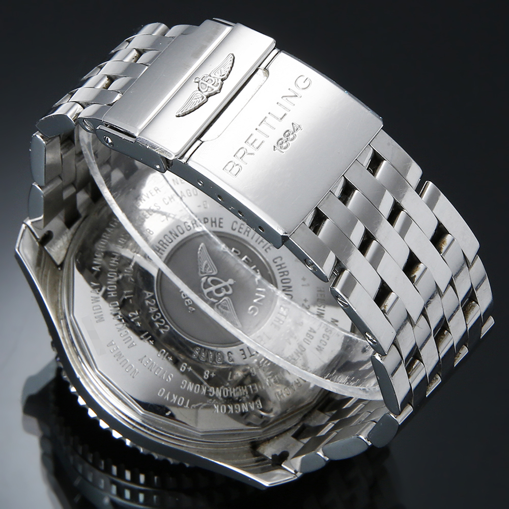 브라이틀링 네비타이머 월드