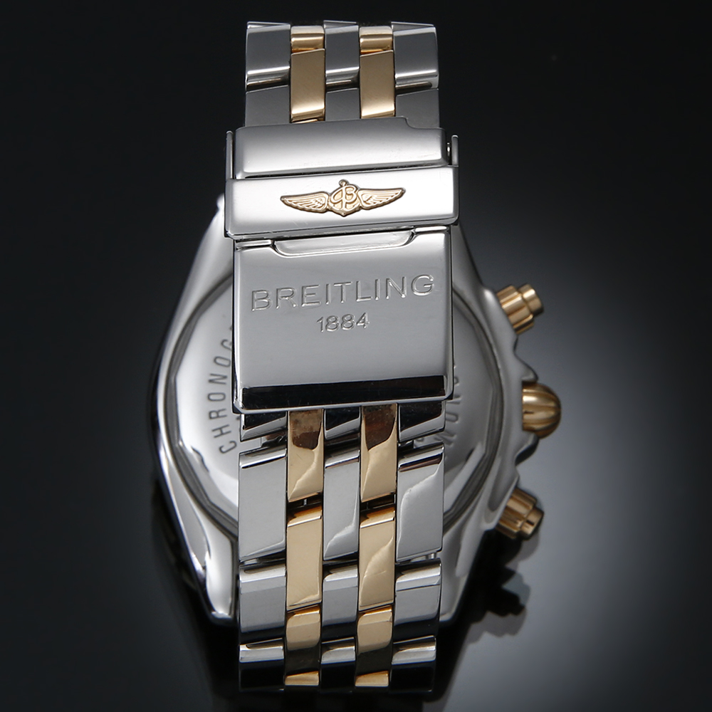 브라이틀링 크로노맷 에볼루션 상세 이미지