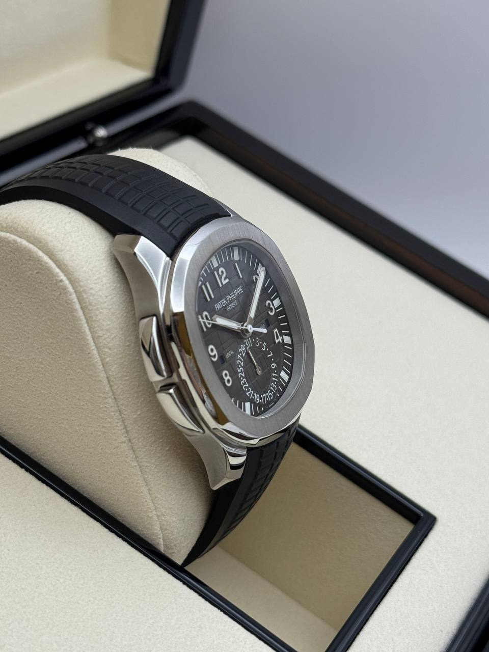 파텍필립 아쿠아넛