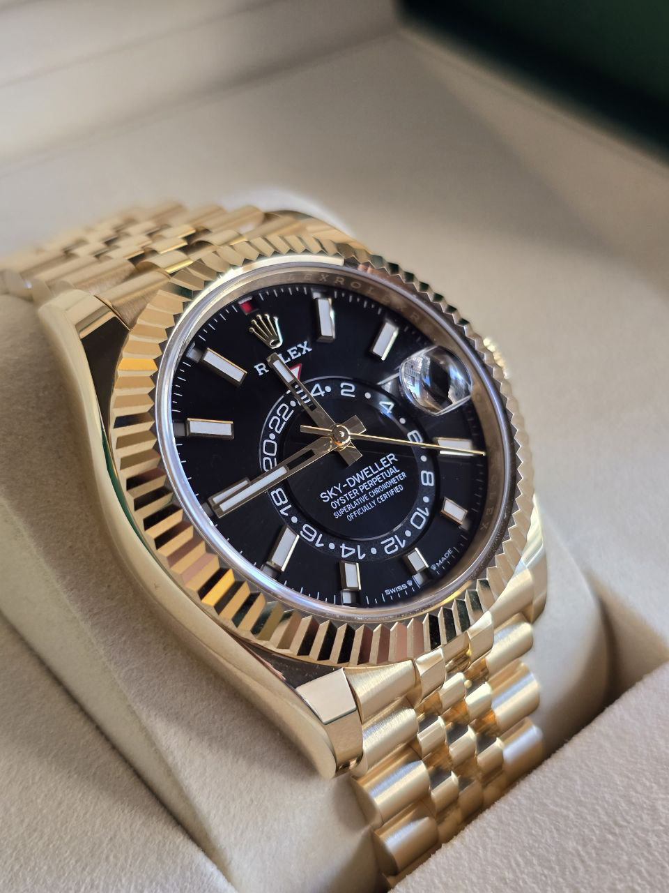 롤렉스 스카이드웰러 상세 이미지